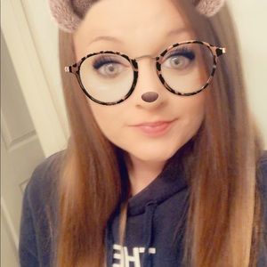 Meet your Posher, Paige